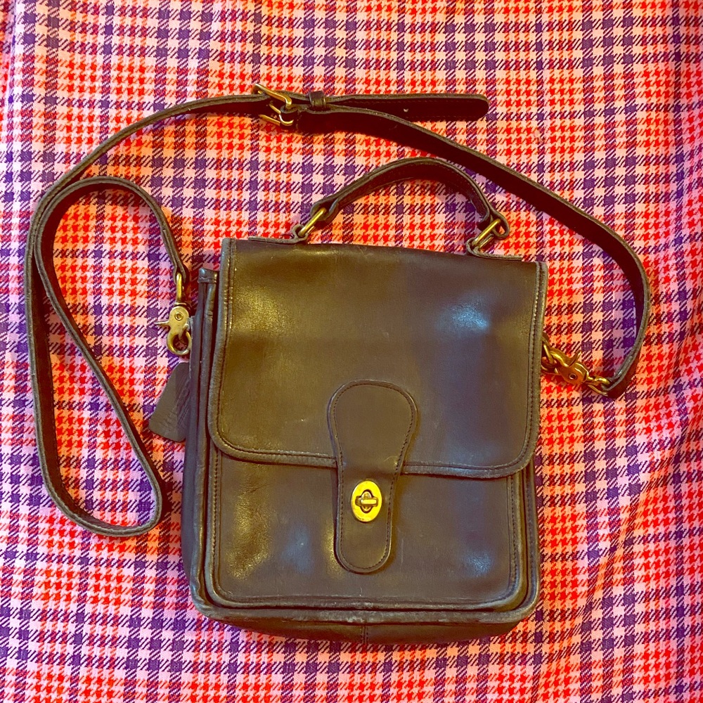 Vintage 1970s Coach Station Bag black leather 5130